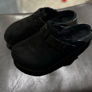 Birkenstock women’s Boston clogs